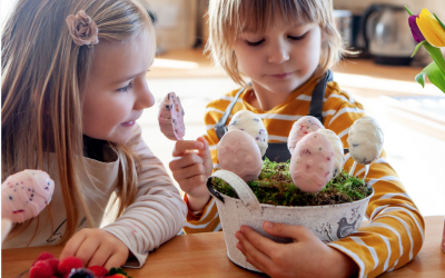 Frankie & Ella’s Kitchen: Easter Egg Breakfast Pops